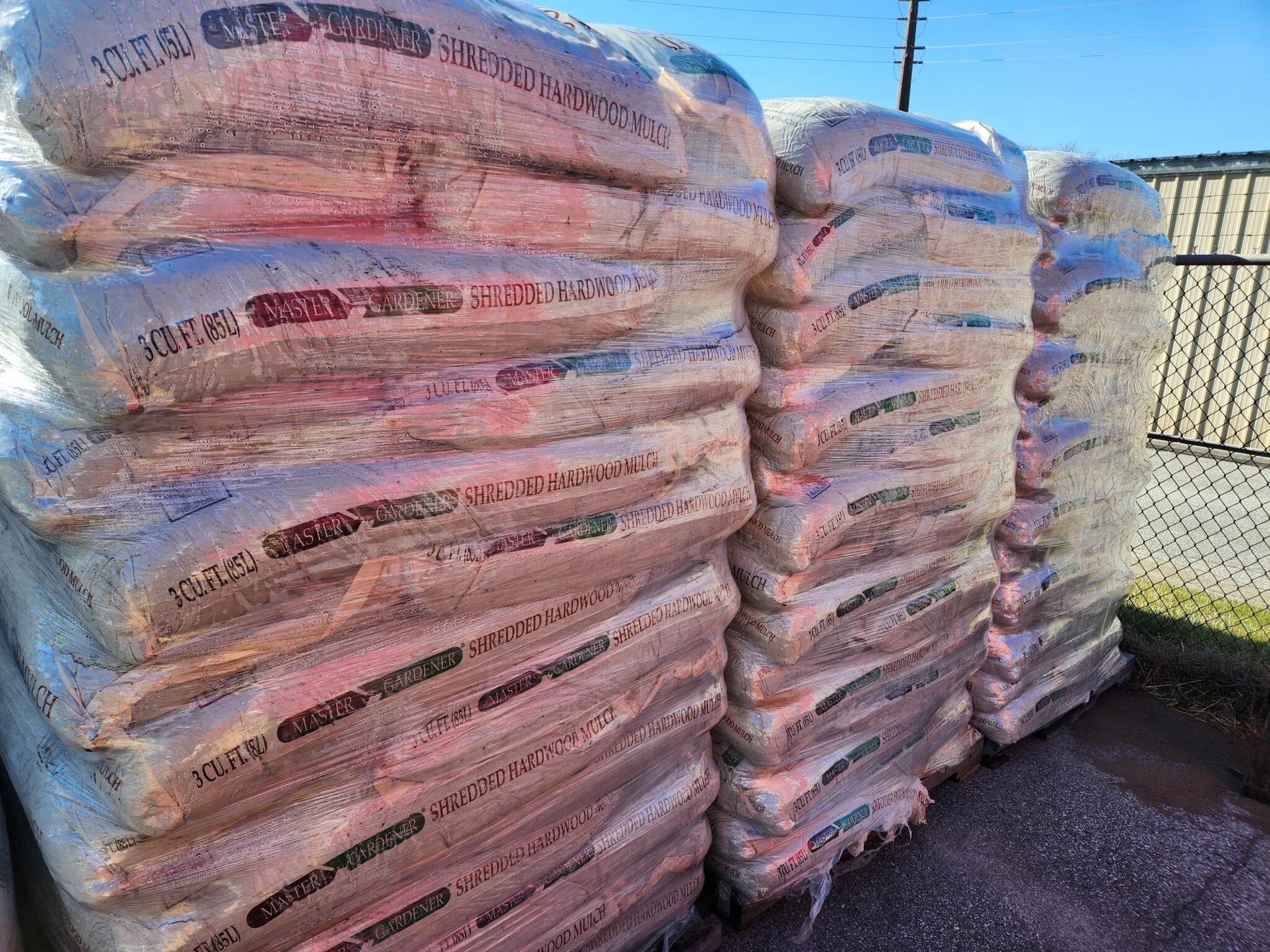 Mulch/Soils Sweetbay Farms Nursery